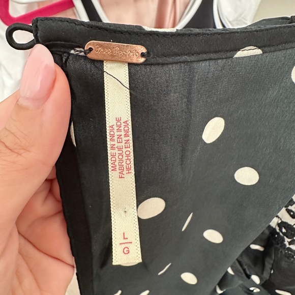 Free People, L, Black & white, polka dot, maxi dress with lace trimmings. - Picture 7 of 9